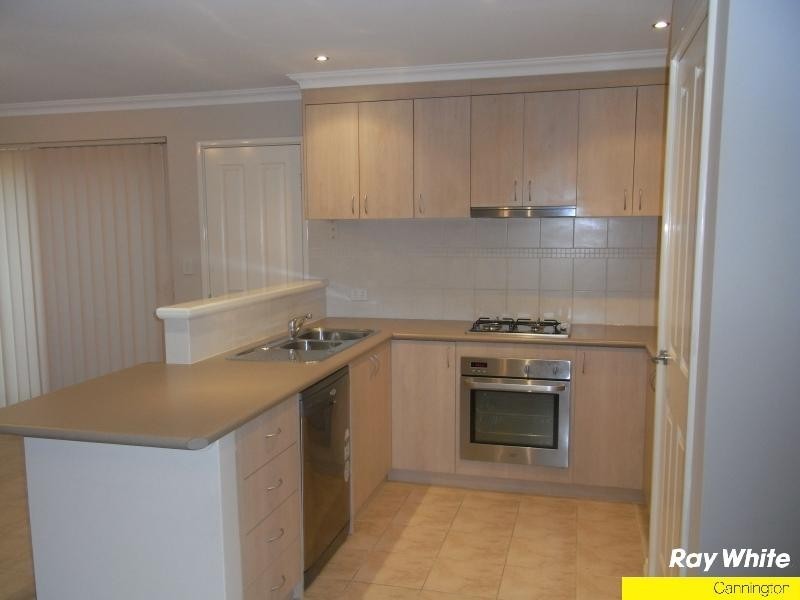 Unit 8/130 Ladywell Street, Beckenham WA 6107