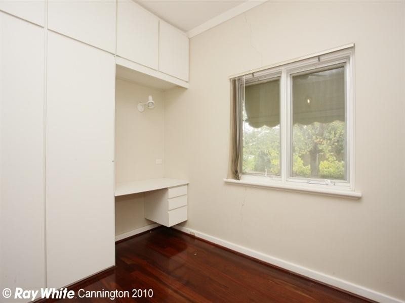 52 Phillip Street, Maddington WA 6109