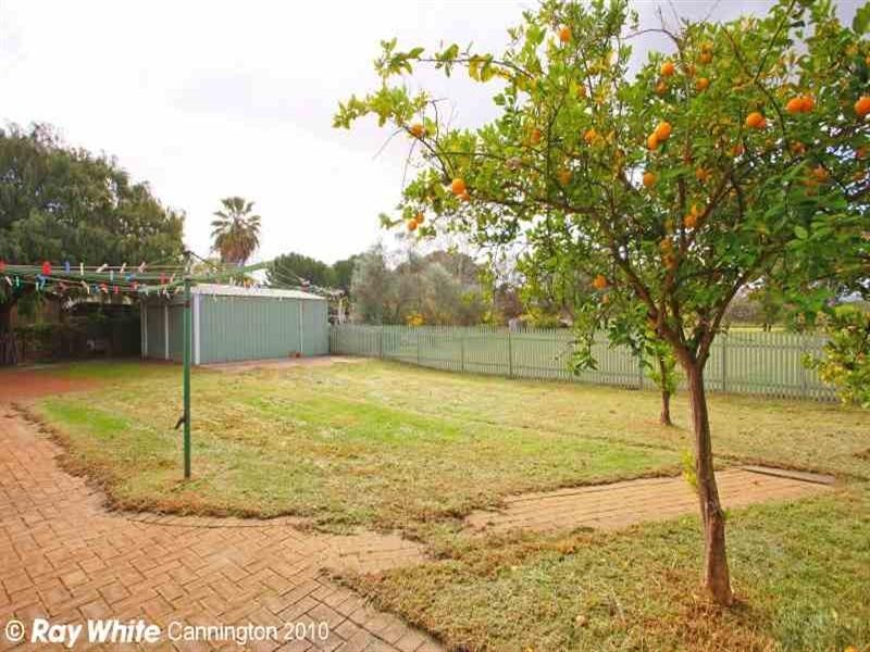 52 Phillip Street, Maddington WA 6109