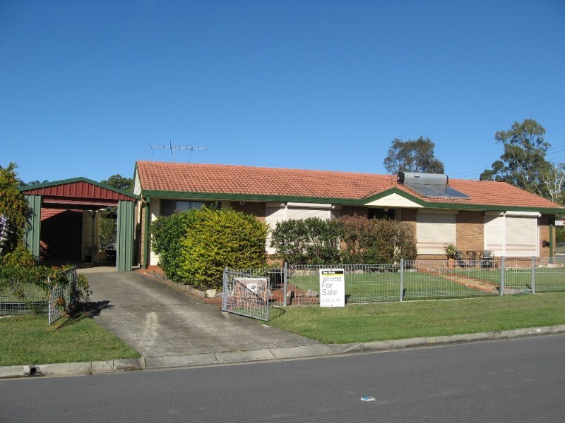 17 Churchill Street, Capalaba QLD 4157