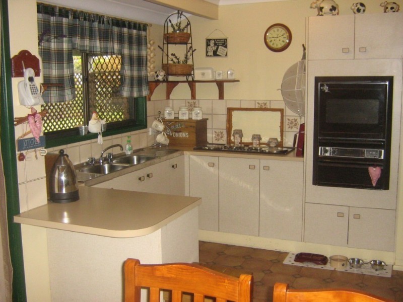 17 Churchill Street, Capalaba QLD 4157