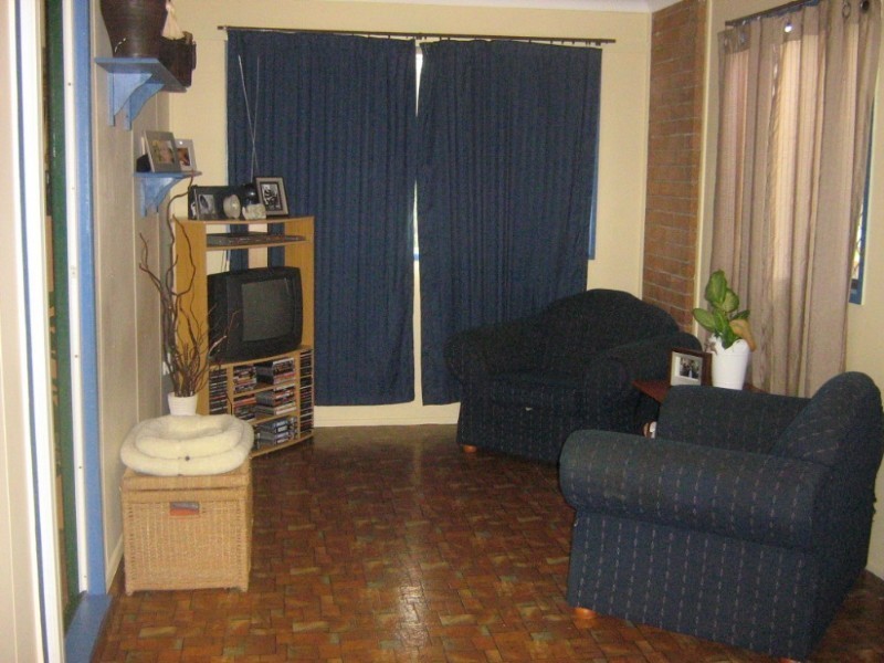 17 Churchill Street, Capalaba QLD 4157