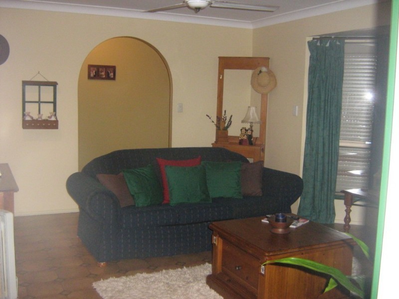 17 Churchill Street, Capalaba QLD 4157