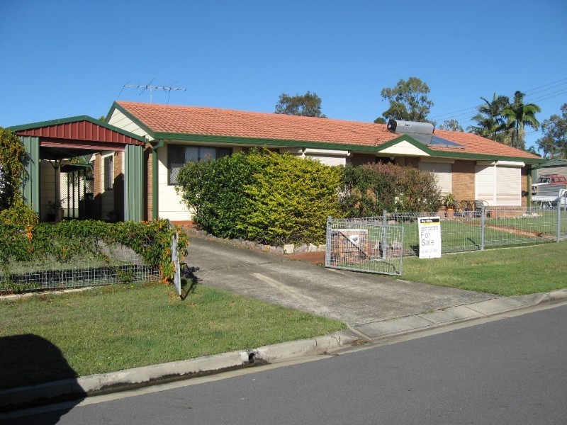 17 Churchill Street, Capalaba QLD 4157