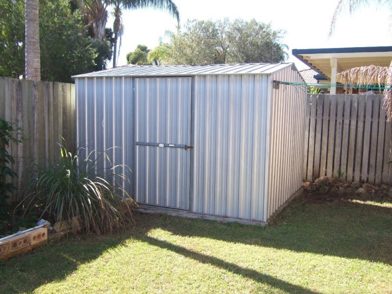 12 Bauhinia Street, Birkdale QLD 4159