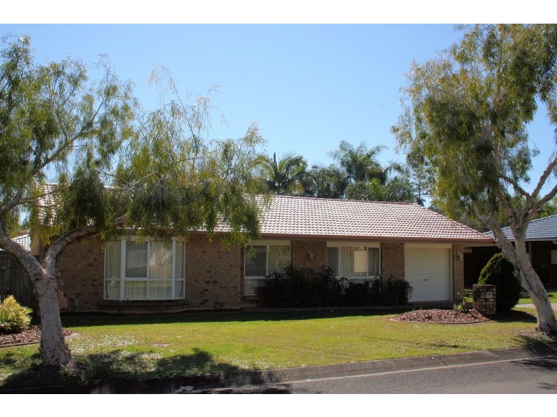 12 Bauhinia Street, Birkdale QLD 4159
