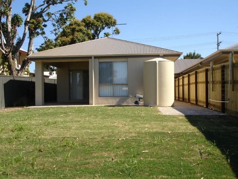 1&2/34 Birdwood Road, Birkdale QLD 4159