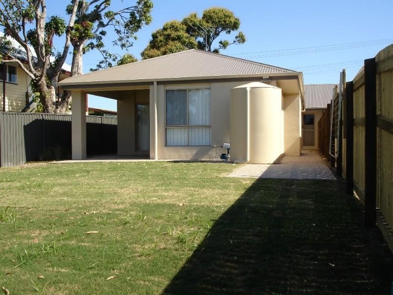 1&2/34 Birdwood Road, Birkdale QLD 4159