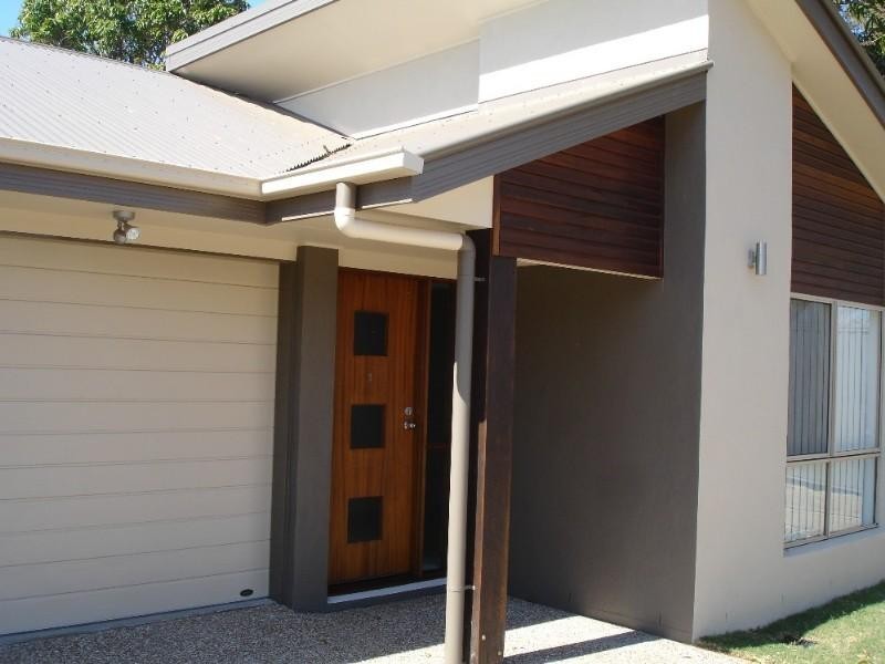 1&2/34 Birdwood Road, Birkdale QLD 4159