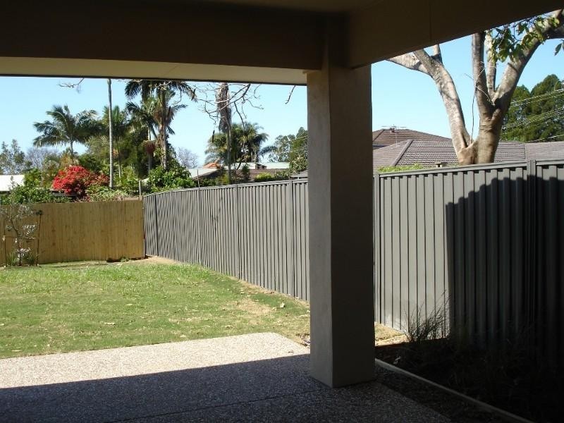 1&2/34 Birdwood Road, Birkdale QLD 4159