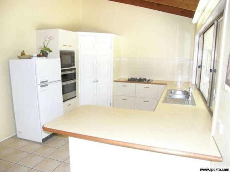 114-116 Henderson Road, Sheldon QLD 4157