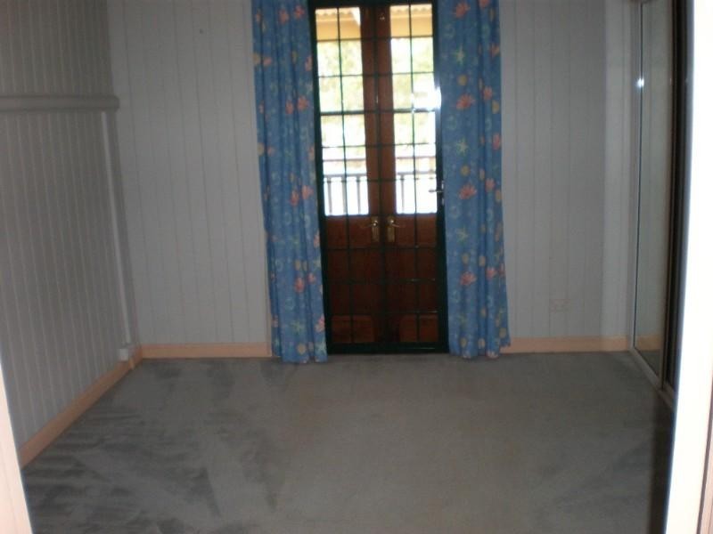 31 London Road, Belmont QLD 4153