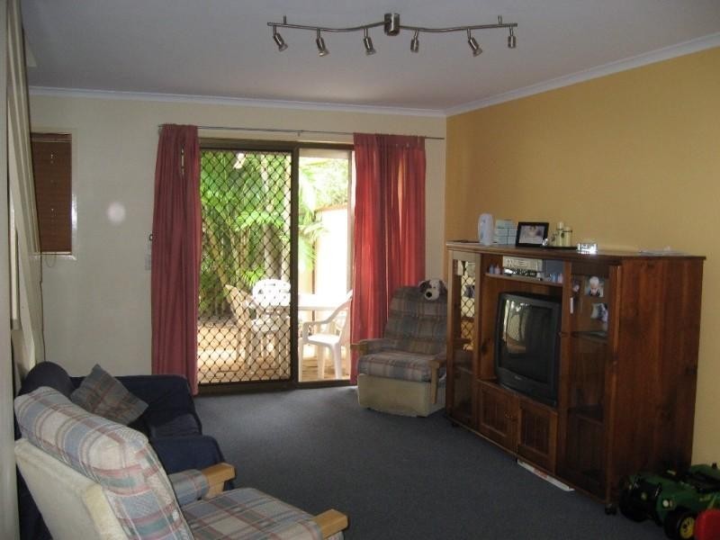 4/1 Holland Crescent, Capalaba QLD 4157