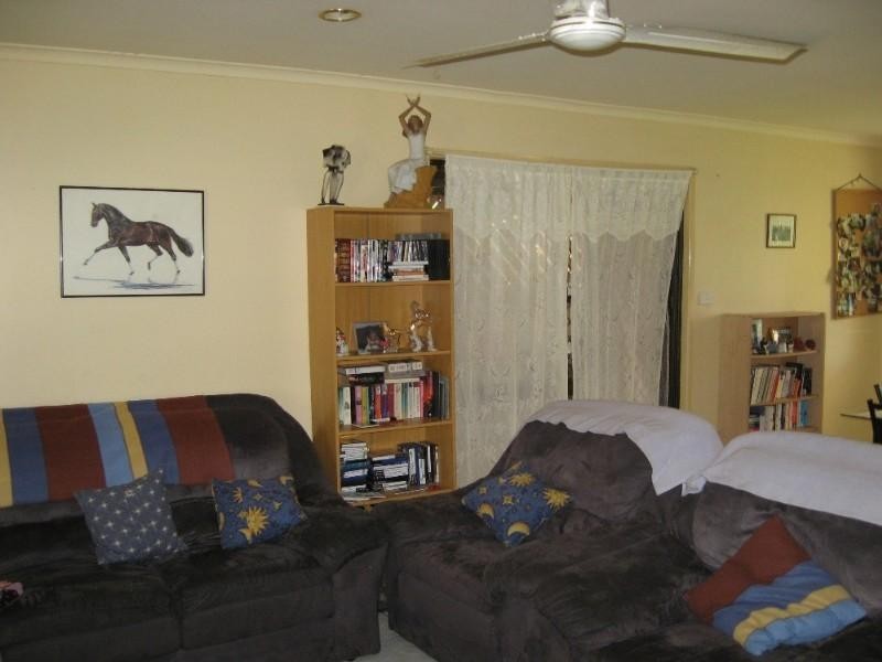 2 Keynsham Court, Alexandra Hills QLD 4161