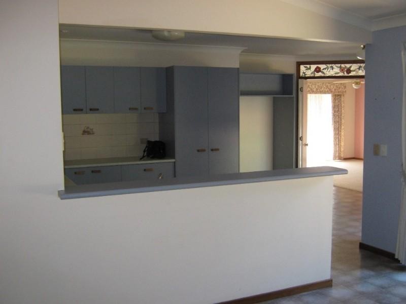 8 Edwardson Court, Birkdale QLD 4159