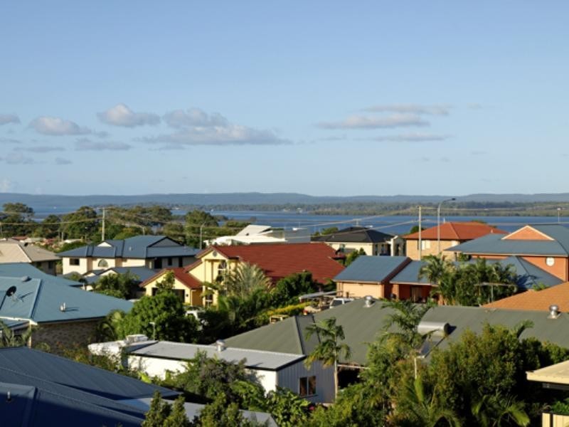 10 Highland Street, Redland Bay QLD 4165