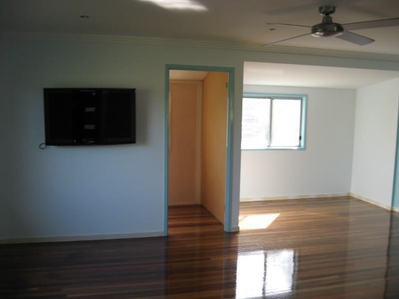 10 Carole Street, Capalaba QLD 4157