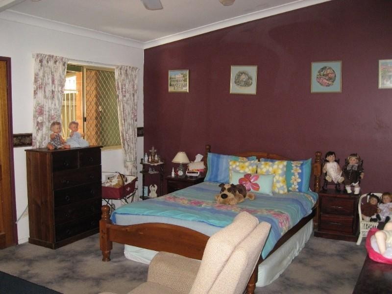 13 Winston Road, Sheldon QLD 4157