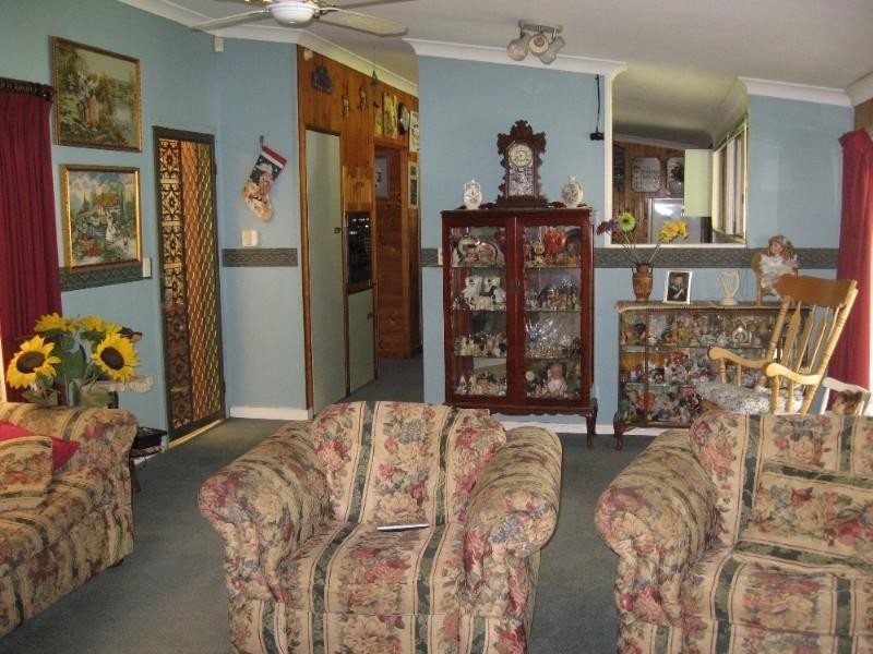 13 Winston Road, Sheldon QLD 4157