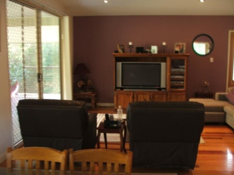 2 President Terrace, Macleay Island QLD 4184