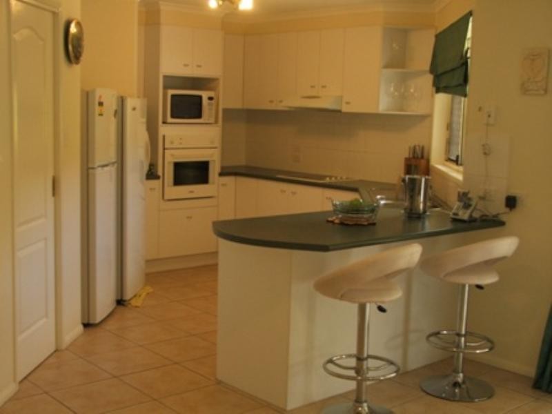 34 Mountain View Crescent, Mount Warren Park QLD 4207
