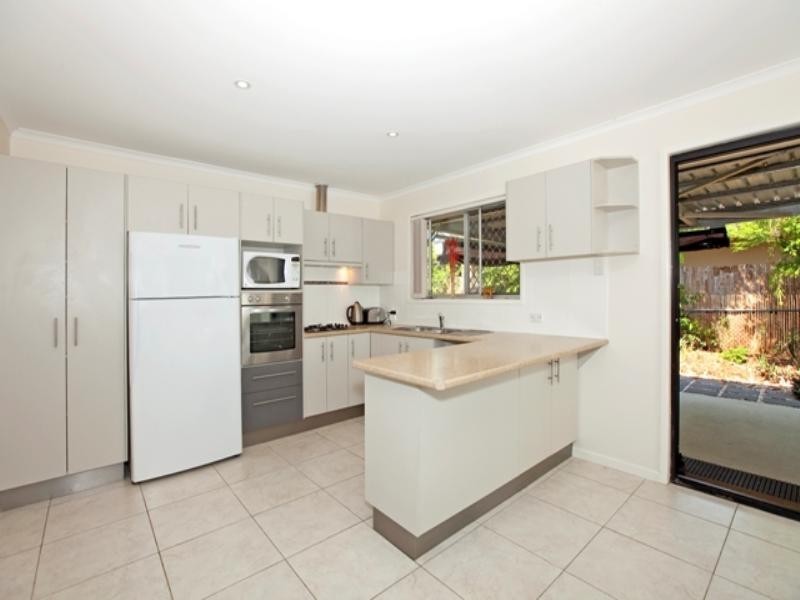 2 Sylvie Street, Thornlands QLD 4164