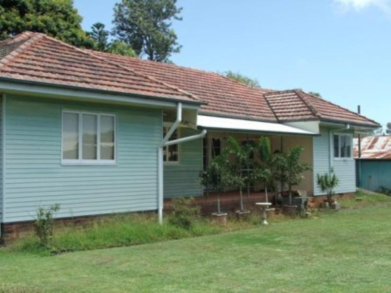 110 Randall Road, Wynnum West QLD 4178