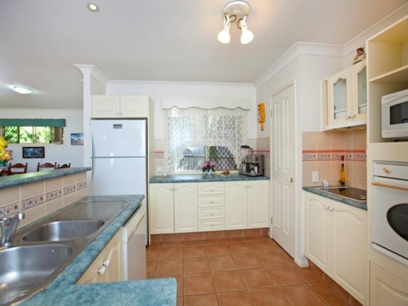 10 Mathison Court, Redland Bay QLD 4165