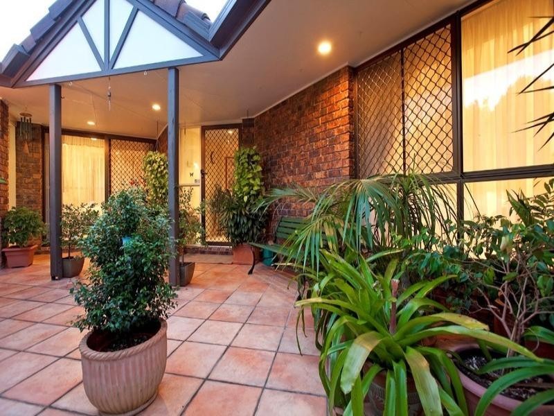 6 Dynasty Court, Alexandra Hills QLD 4161