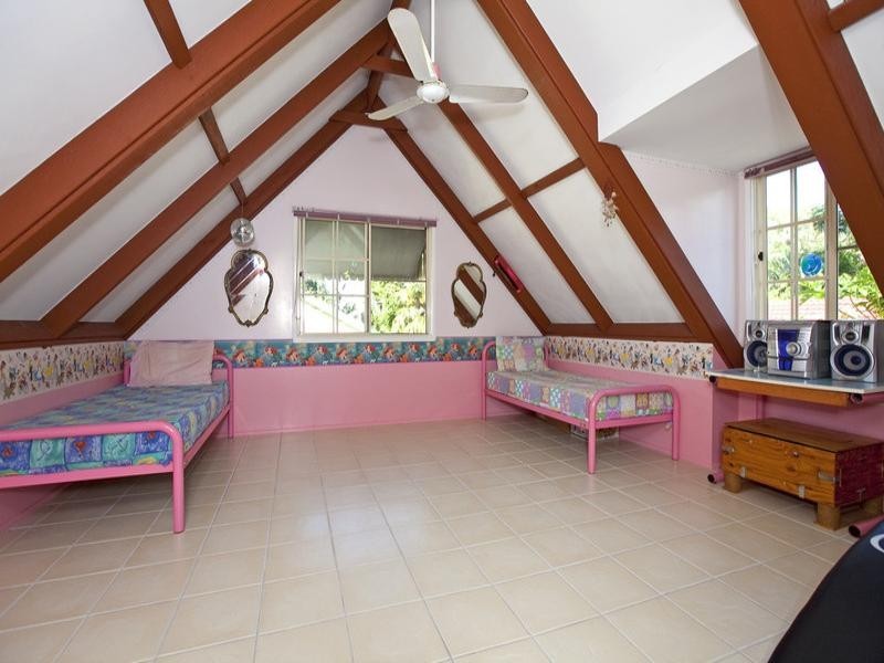 12 Jesray Street, Birkdale QLD 4159