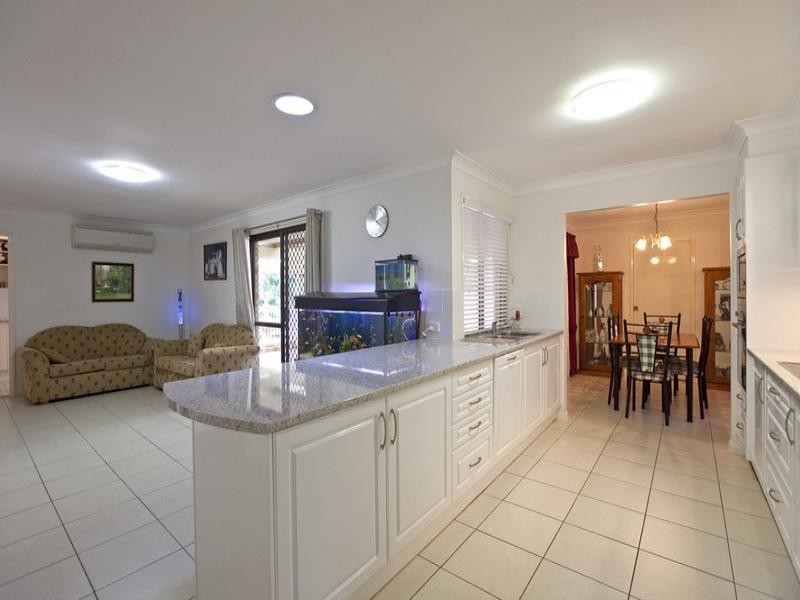 10 Aureo Court, Wellington Point QLD 4160