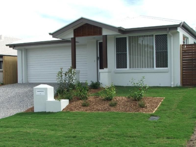 1066 WORCHESTER Street, Wakerley QLD 4154