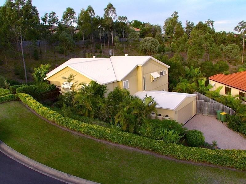 9 Atoli Rise, Pacific Pines QLD 4211