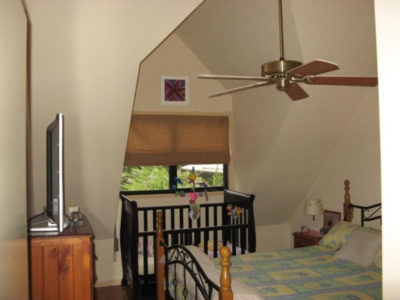 121 Cane Street, Redland Bay QLD 4165