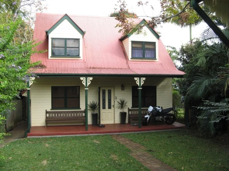 121 Cane Street, Redland Bay QLD 4165