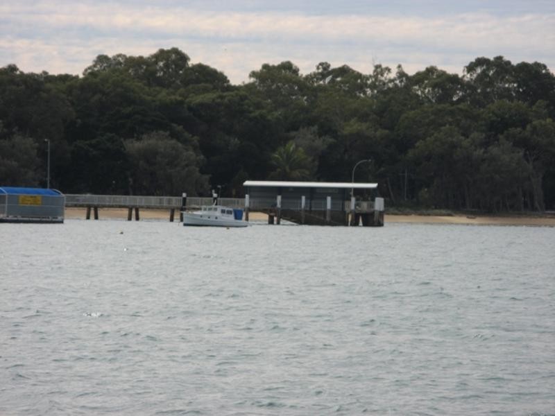 17 Carefree Street, Coochiemudlo Island QLD 4184