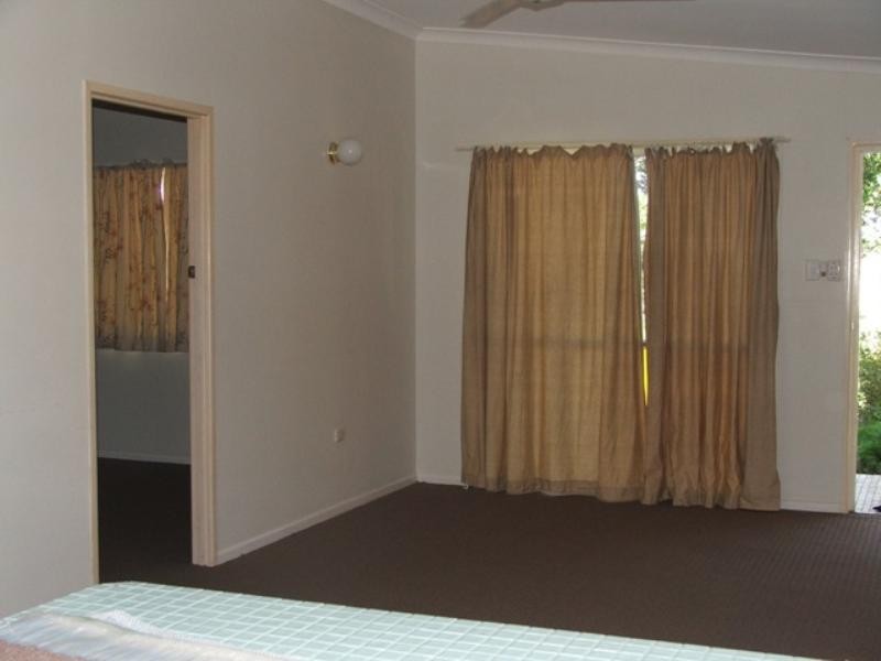 18 Burns Street, Capalaba QLD 4157