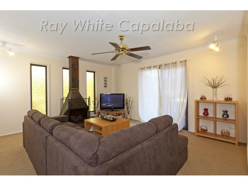 2 Bittern Street, Birkdale QLD 4159