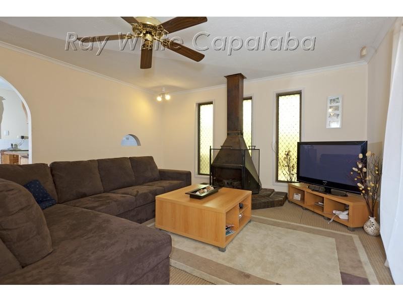 2 Bittern Street, Birkdale QLD 4159