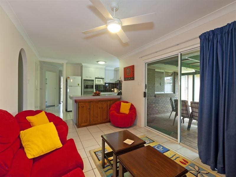 1 Kristie Court, Capalaba QLD 4157