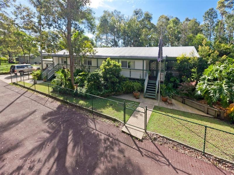 9 Double Jump Road, Redland Bay QLD 4165