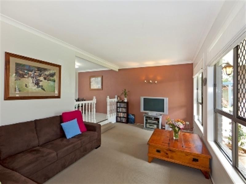 2 Elm Court, Capalaba QLD 4157