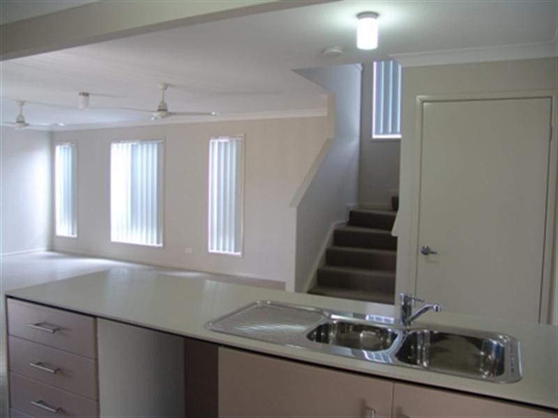 170 Barrack Road, Cannon Hill QLD 4170