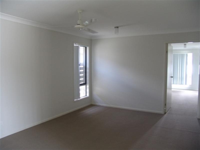 176 Barrack Road, Cannon Hill QLD 4170