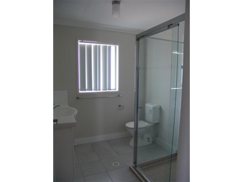 176 Barrack Road, Cannon Hill QLD 4170