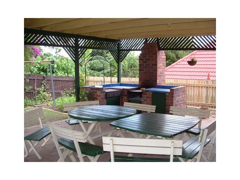 7 Donnington Street, Carindale QLD 4152