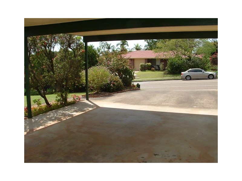 7 Donnington Street, Carindale QLD 4152