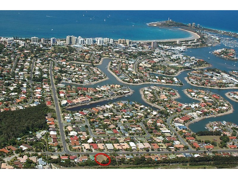 121 Amarina Avenue, Mooloolaba QLD 4557