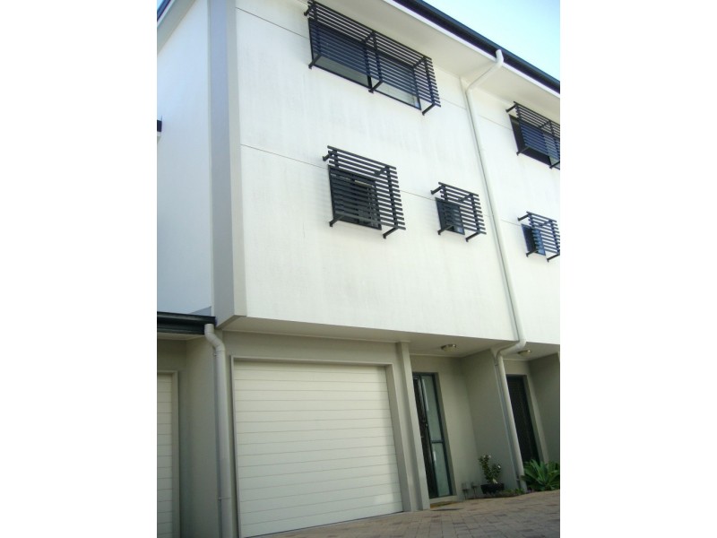 11/25 Georgina Street, Woody Point QLD 4019