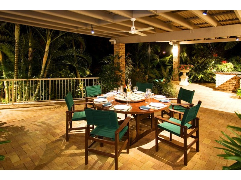 14 Raymore Court, Carindale QLD 4152